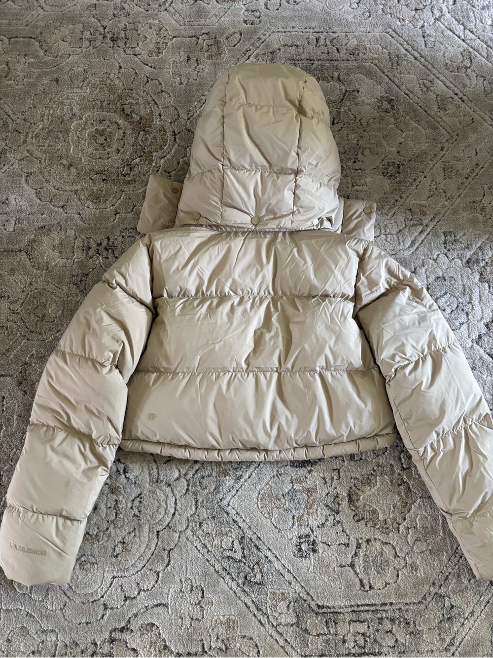 lululemon Wunder puff super cropped jacket in Cream